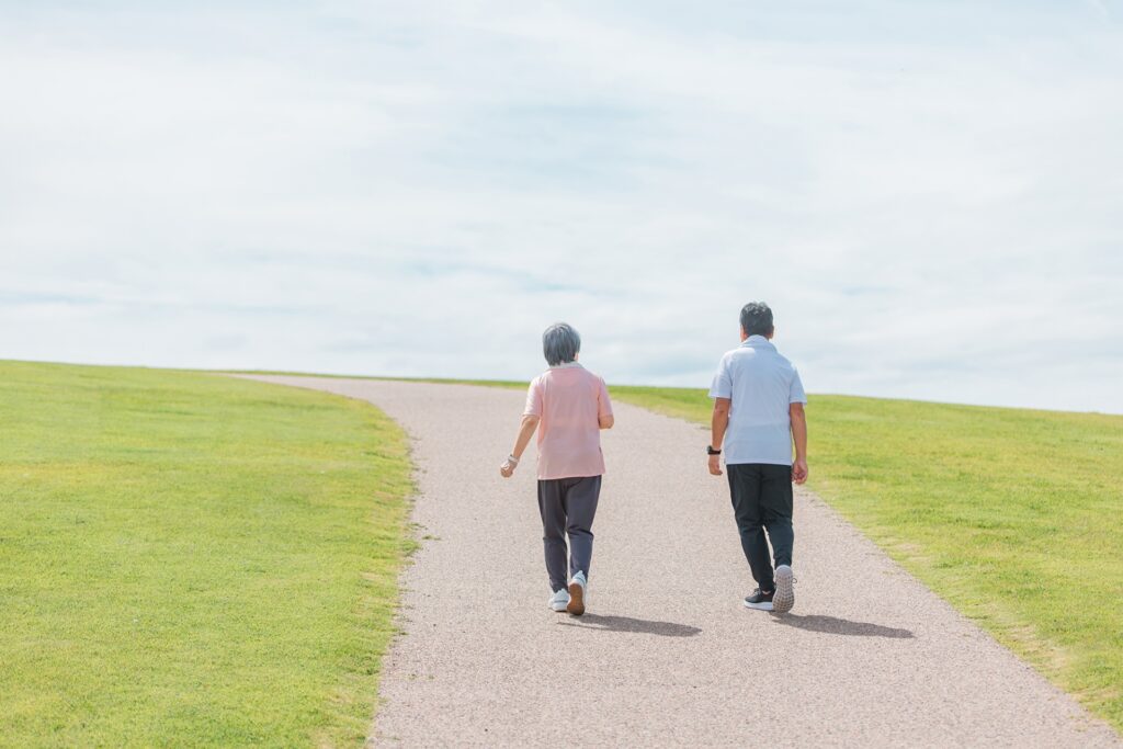 放電灸を貼って元気になったご夫婦